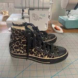 Leopard Print High-Top All Stars Sneakers 🐆⭐️🏁